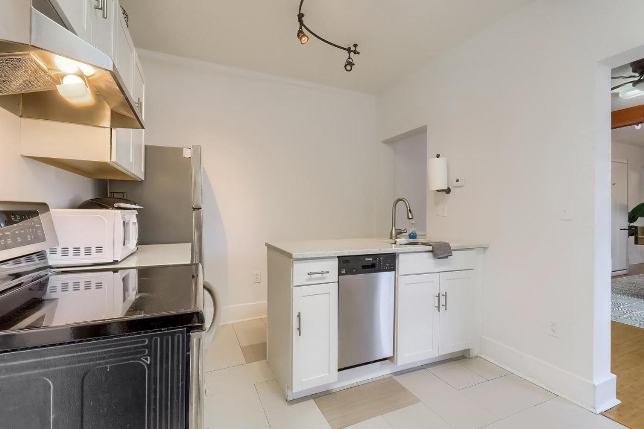 Large Studio In Ybor City - No Bedrooms Tampa Exterior photo
